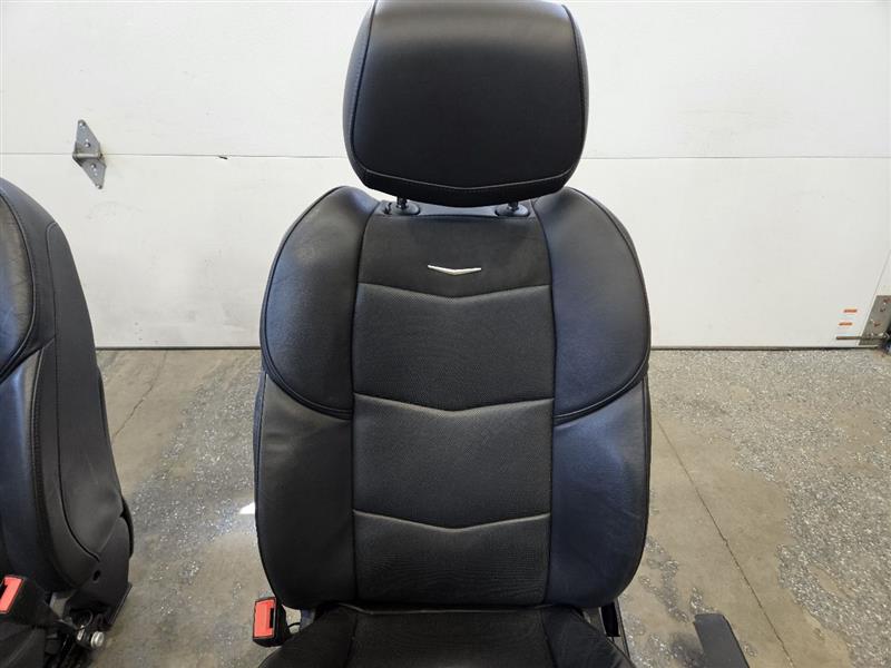 2017 ESCALADE FRONT BLACK SEATS PAIR W/LANE ASSIST 24239 - image 9