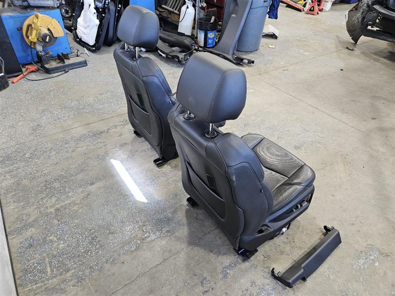 2017 ESCALADE FRONT BLACK SEATS PAIR W/LANE ASSIST 24239 - image 11