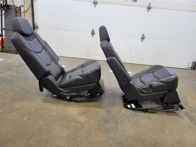2017 ESCALADE 2ND ROW BUCKET BLACK LEATHER SEATS 24240 - image 7