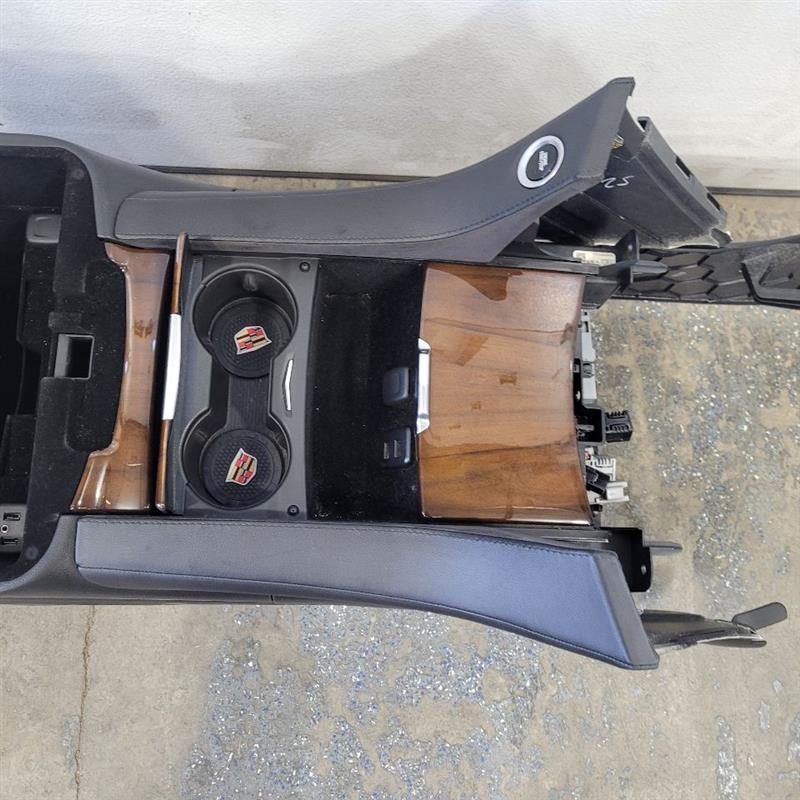 2017 ESCALADE FRONT CENTER CONSOLE W/ENTERTAINMENT 24241 - image 6