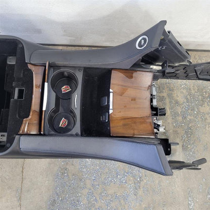 2017 ESCALADE FRONT CENTER CONSOLE W/ENTERTAINMENT 24241 - image 6