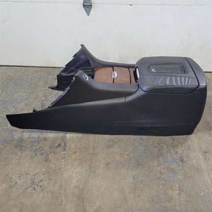 2017 ESCALADE FRONT CENTER CONSOLE W/ENTERTAINMENT 24241 - image 8