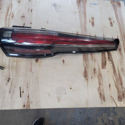 2017 ESCALADE OEM PASSENGER TAIL LIGHT 24242 - image 5