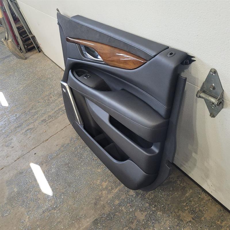 2017 ESCALADE RH FRONT DOOR TRIM PANEL BLACK 24244 - image 2
