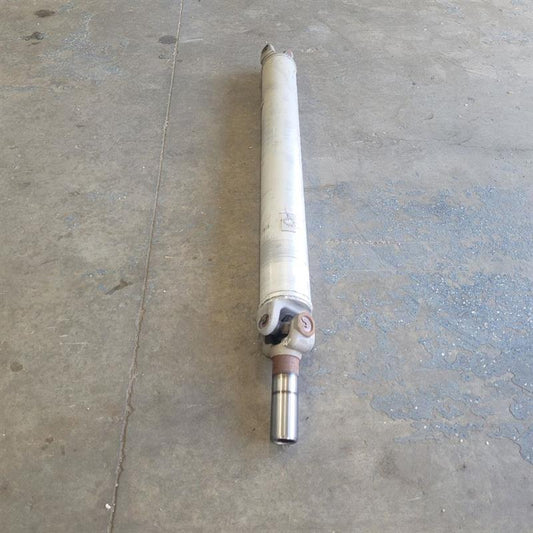 2017 ESCALADE 4WD REAR DRIVESHAFT AA4P 23251188 24276 - image 1
