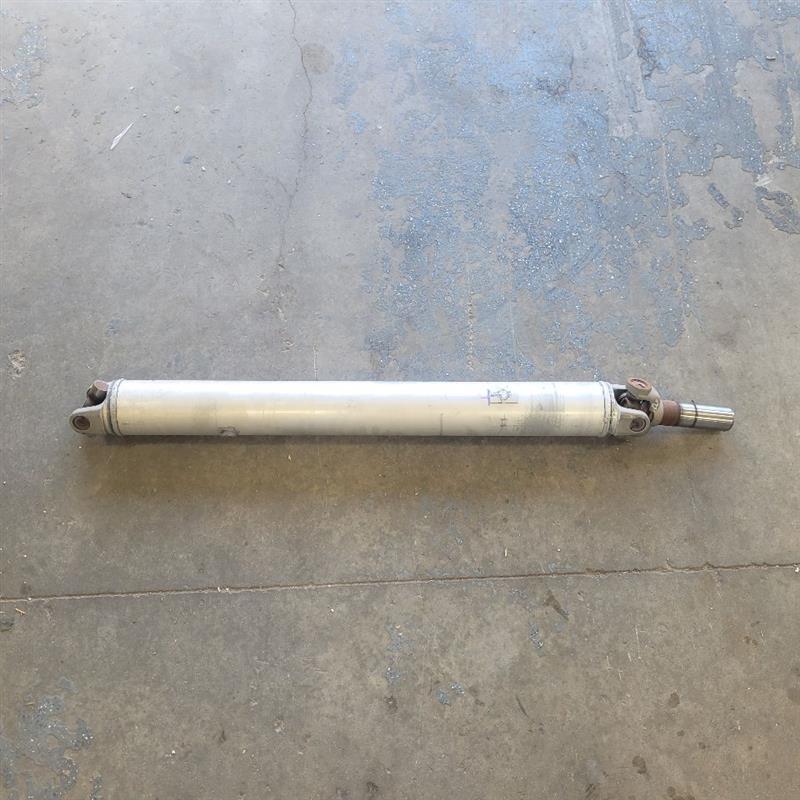 2017 ESCALADE 4WD REAR DRIVESHAFT AA4P 23251188 24276 - image 5