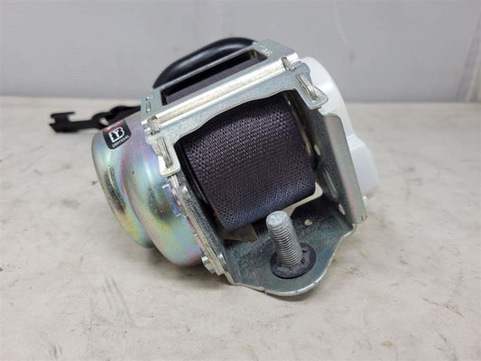 2017 ESCALADE LH DRIVER FRONT SEAT BELT RETRACTOR 24318 - image 2