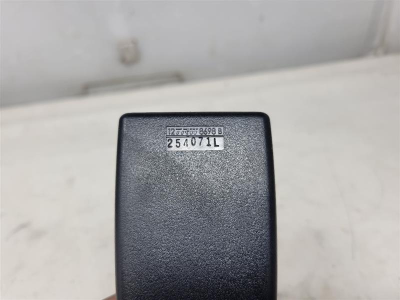 2008 YUKONXL15 RH PASSENGER REAR SEAT BELT BUCKLE 24366 - image 8