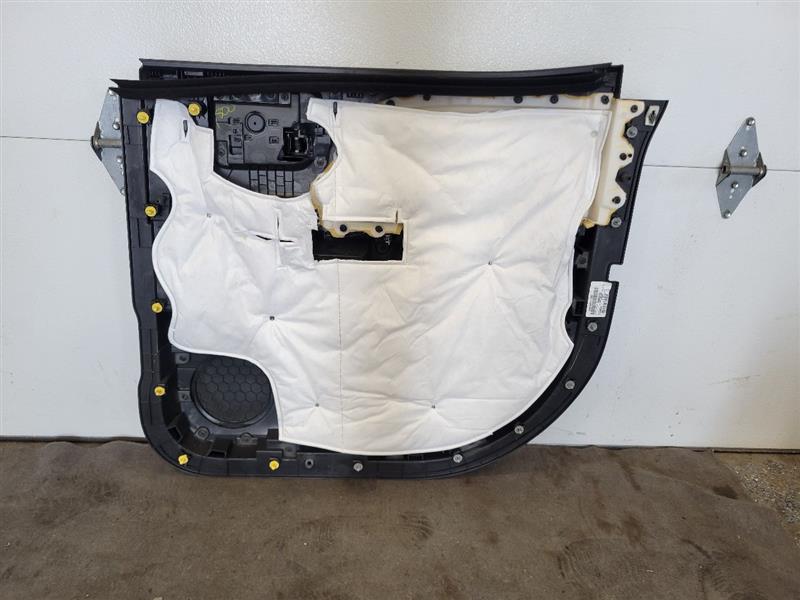 2018 SIERDEN15 LH REAR DOOR PANEL DENALI CREW CAB 24399 - image 8