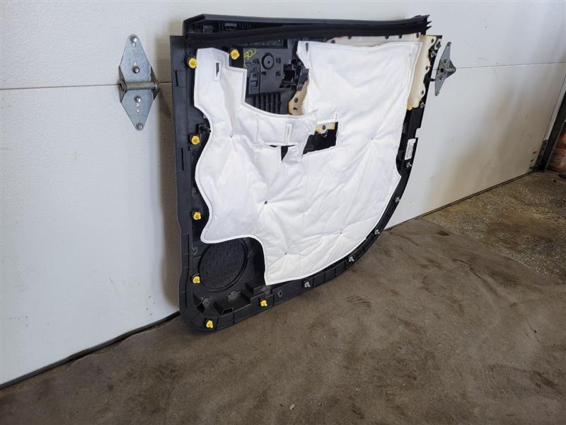 2018 SIERDEN15 LH REAR DOOR PANEL DENALI CREW CAB 24399 - image 9