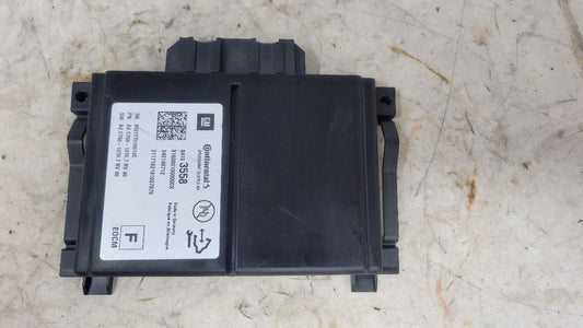 2017 ESCALADE 84133558 PRECRASH MODULE 24428 - image 1