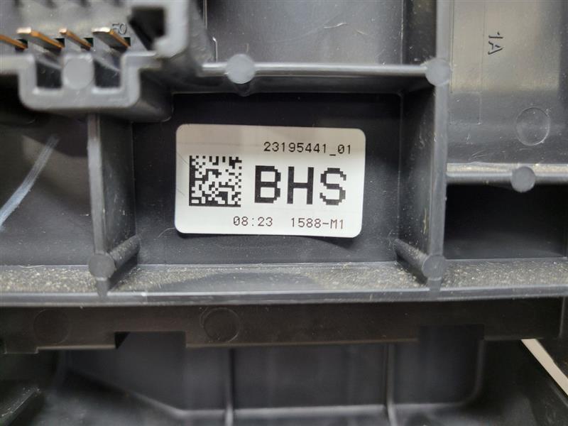 2018 SIERDEN15 LH DASH FUSE BOX WIRING JUNCTION 24437 - image 8