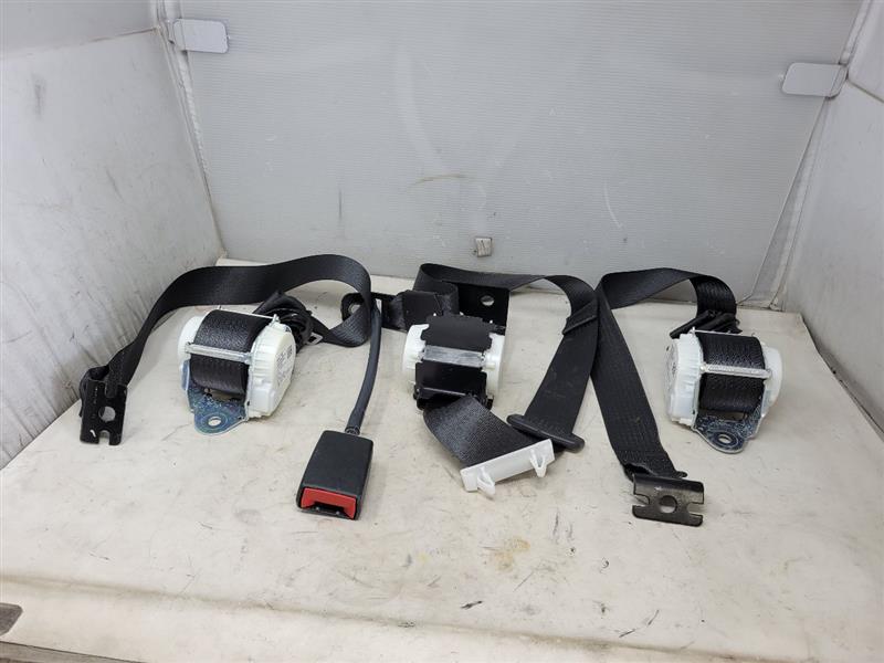 2018 SIERDEN15 REAR SEAT BELTS SET OF 3 BLACK 24440 - image 3