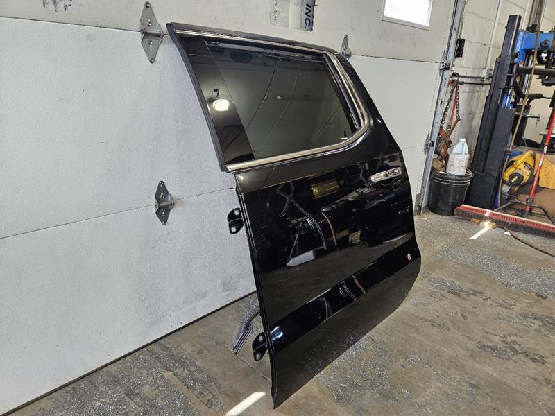 2020 SIERDEN15 LH CREW CAB DOOR BLACK GBA/8555 24489 - image 6