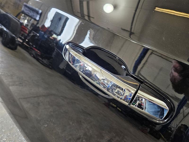 2020 SIERDEN15 LH CREW CAB DOOR BLACK GBA/8555 24489 - image 7