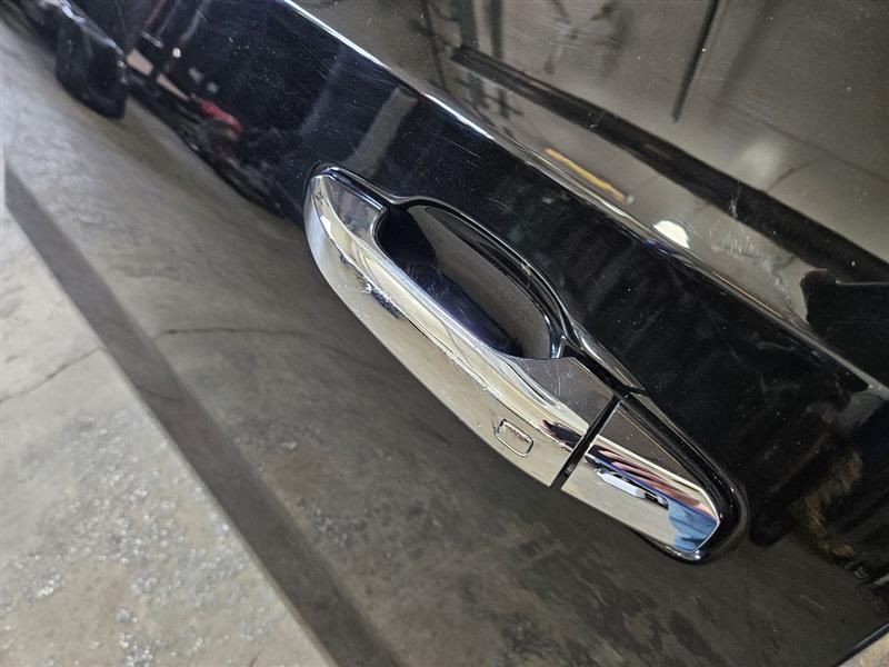 2020 SIERDEN15 LH CREW CAB DOOR BLACK GBA/8555 24489 - image 8