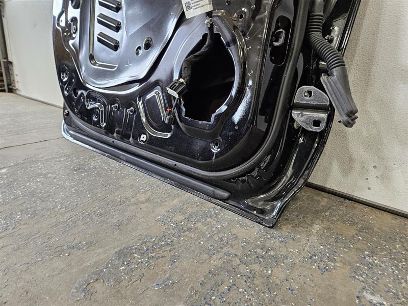 2020 SIERDEN15 LH CREW CAB DOOR BLACK GBA/8555 24489 - image 14