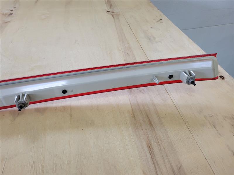 2009 ESCALAESV 3RD BRAKE LIGHT LAMP TESTED 24495 - image 14