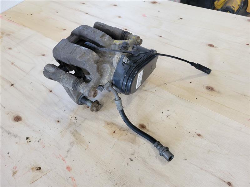 2020 SIERDEN15 LH DRIVER REAR CALIPER & BRACKET 24500 - image 6