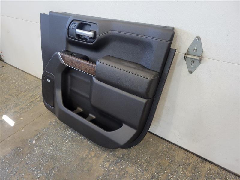 2020 SIERDEN15 RH FRONT DENALI DOOR TRIM PANEL 24515 - image 4