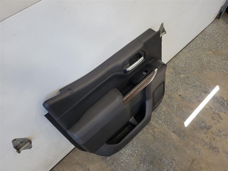 2020 SIERDEN15 LH REAR DENALI DOOR TRIM PANEL 24516 - image 3