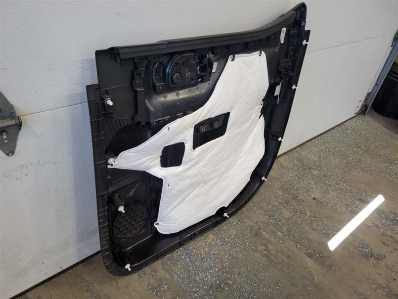 2020 SIERDEN15 LH REAR DENALI DOOR TRIM PANEL 24516 - image 11