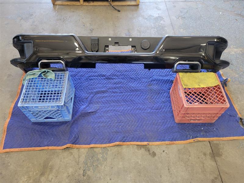 2020 SIERDEN15 REAR BUMPER BLACK 2D1 DUAL EXHAUST 24525 - image 1