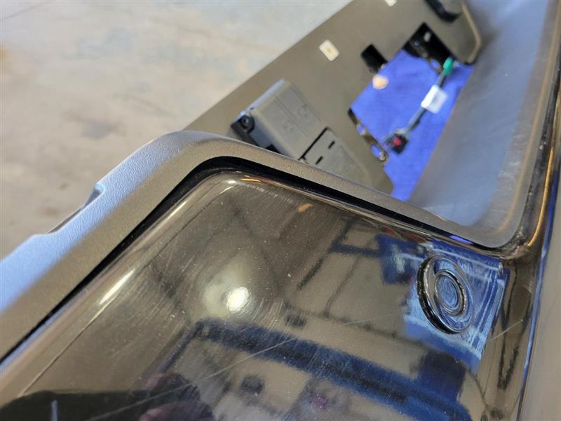 2020 SIERDEN15 REAR BUMPER BLACK 2D1 DUAL EXHAUST 24525 - image 8