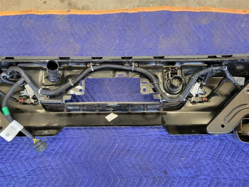 2020 SIERDEN15 REAR BUMPER BLACK 2D1 DUAL EXHAUST 24525 - image 16