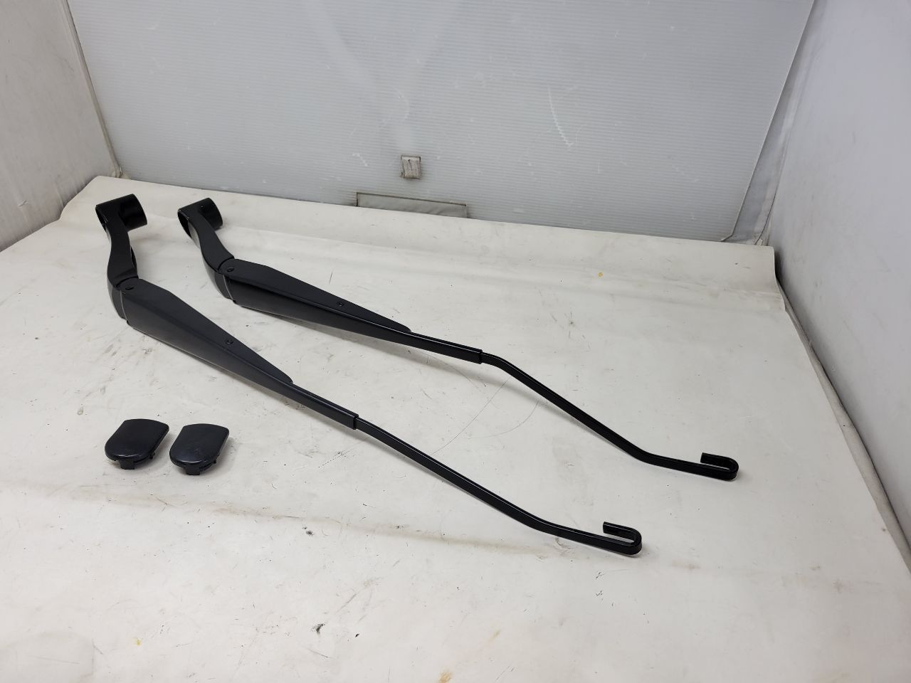 2020 SIERDEN15 WINDSHIELD WIPER ARMS PAIR LH RH 24527 - image 2
