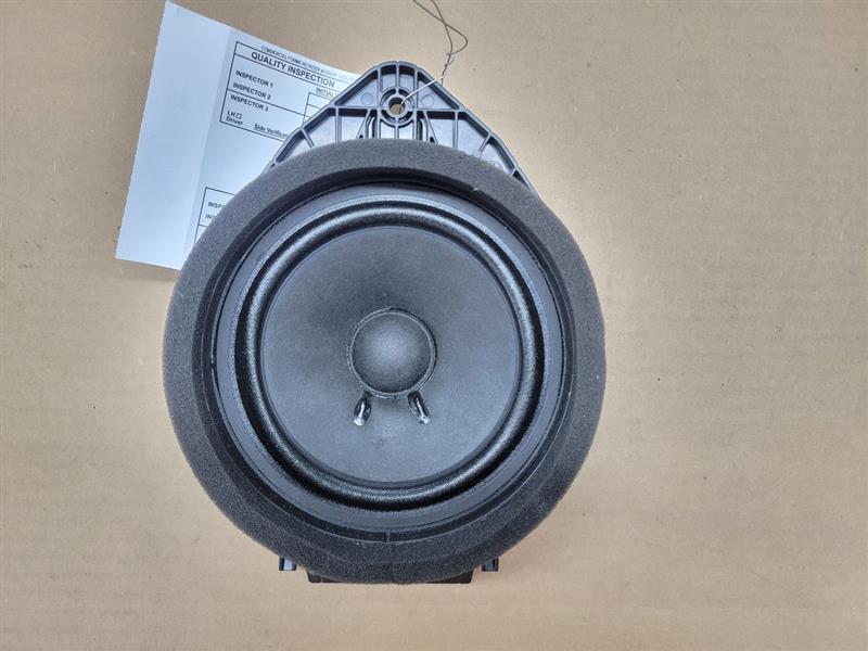 2020 SIERDEN15 REAR DOOR BOSE SPEAKER 84709306 24542 - image 1