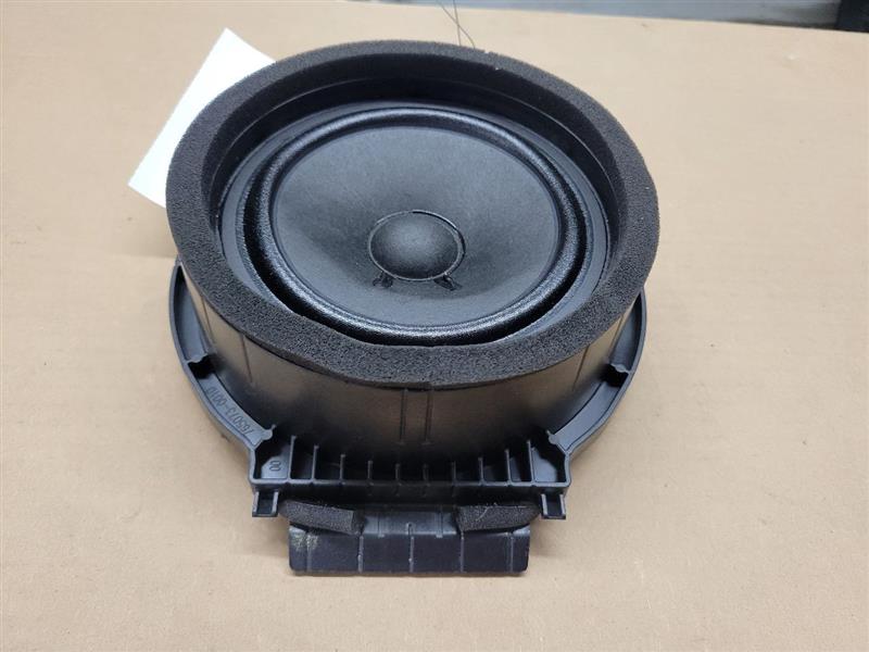 2020 SIERDEN15 REAR DOOR BOSE SPEAKER 84709306 24542 - image 2