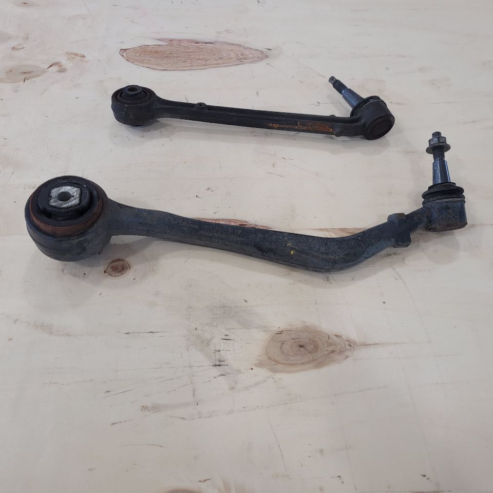 2011 CAMARO RH FRONT LOWER CONTROL ARM & LINK 24663 - image 1