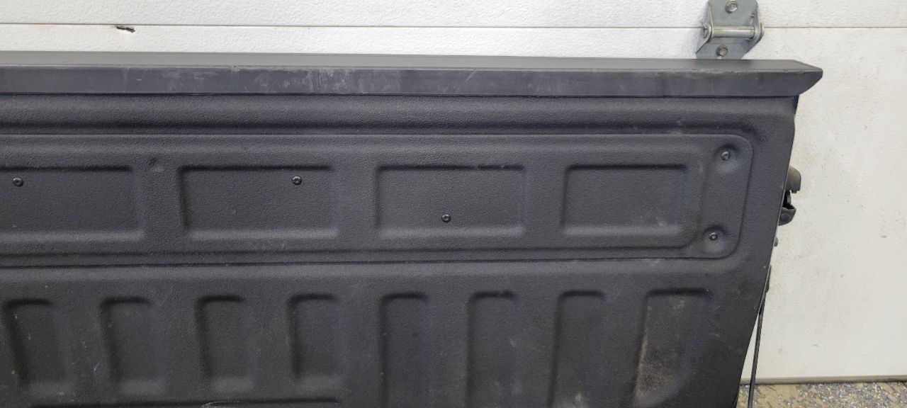 2018 SILVERADO BLUE STEEL METALLIC 424C, CLEAN 000 24717 - image 3