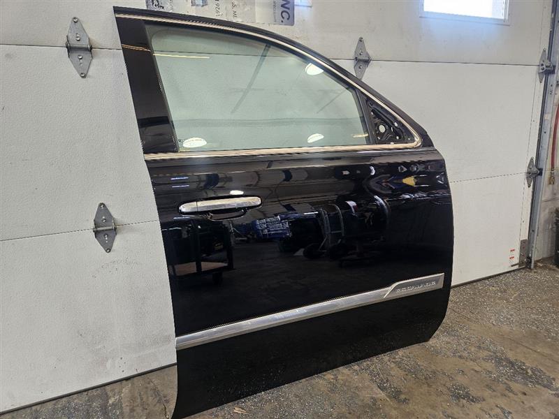 2020 ESCALAESV RH FRONT DOOR BLACK GBA/8555 000 24862 - image 10