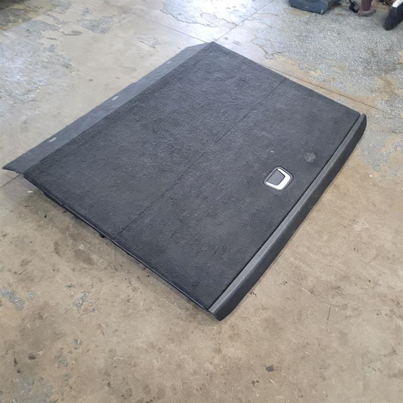 2020 ESCALAESV OEM REAR CARGO FLOOR BOX TRAY 24867 - image 4