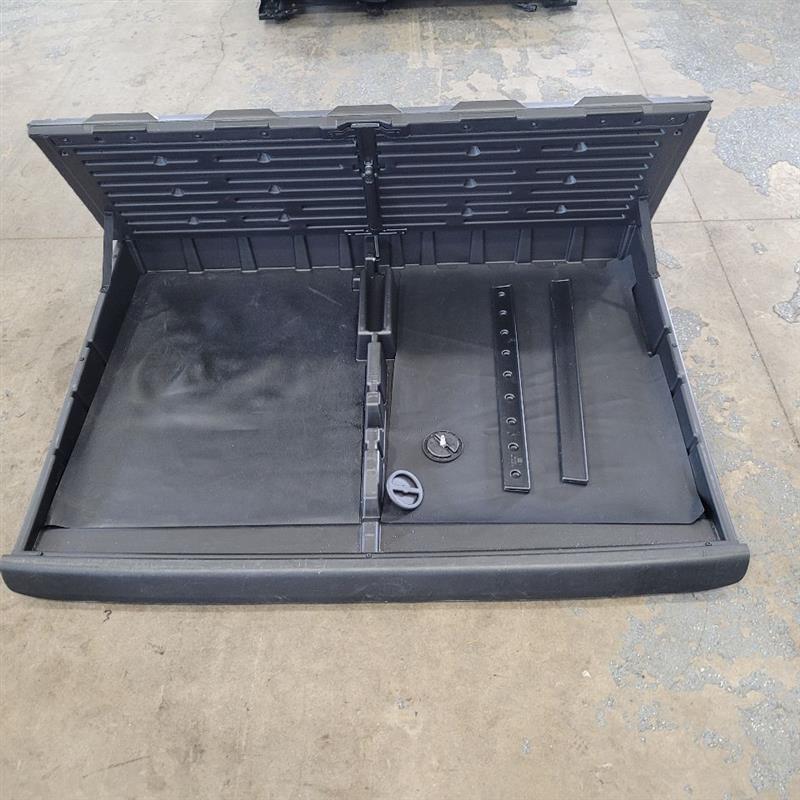2020 ESCALAESV OEM REAR CARGO FLOOR BOX TRAY 24867 - image 16