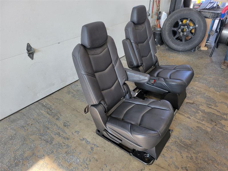 2020 ESCALAESV 2ND ROW REAR BUCKET SEATS BLACK ESV 24868 - image 3