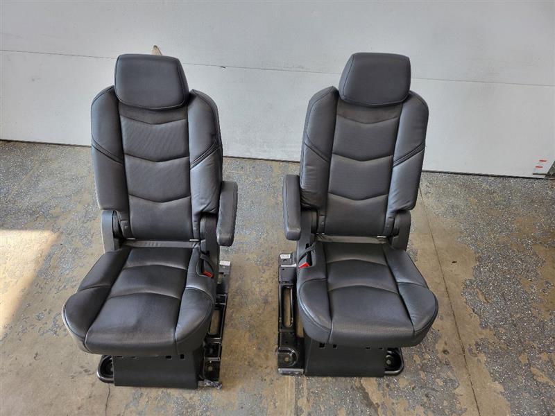 2020 ESCALAESV 2ND ROW REAR BUCKET SEATS BLACK ESV 24868 - image 4