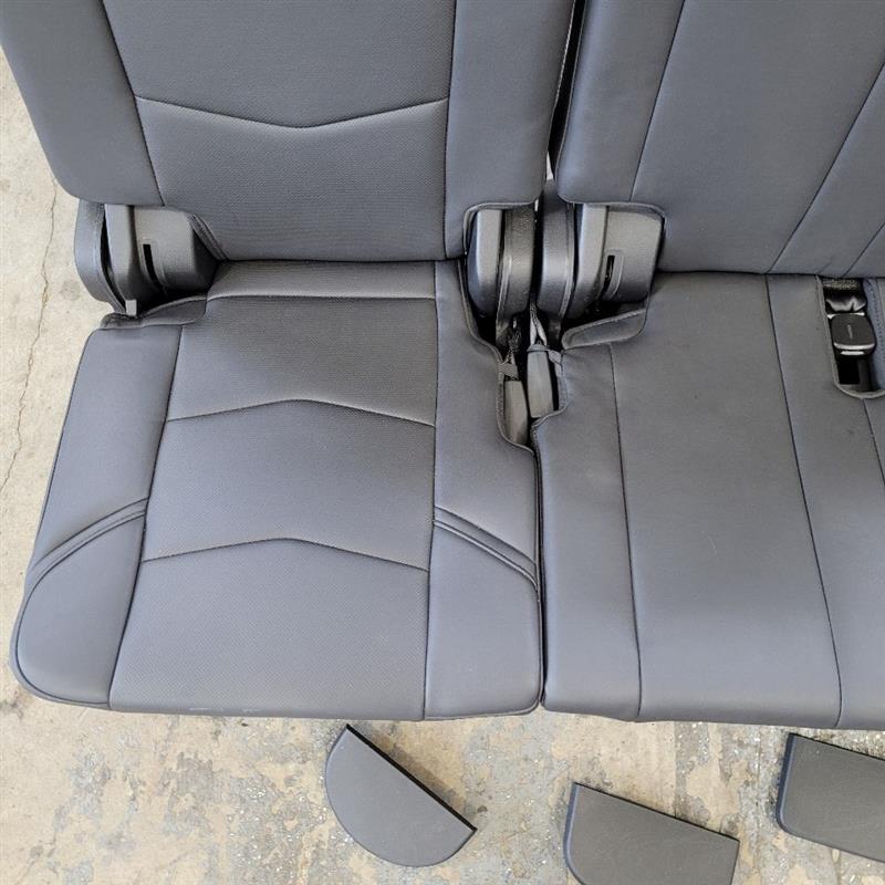 2020 ESCALAESV THIRD ROW SEAT POWER FOLDING BLACK 24869 - image 8