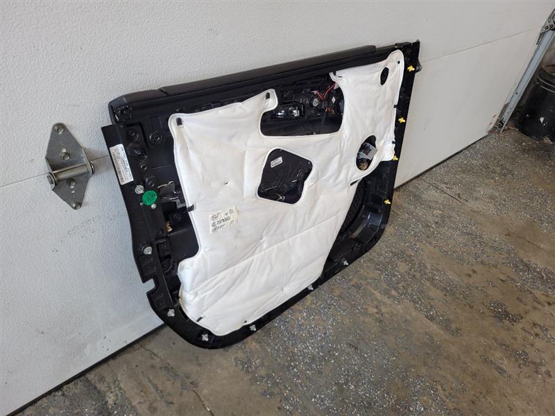 2020 ESCALAESV RH FRONT DOOR PANEL W/SUEDE BLACK 24878 - image 11