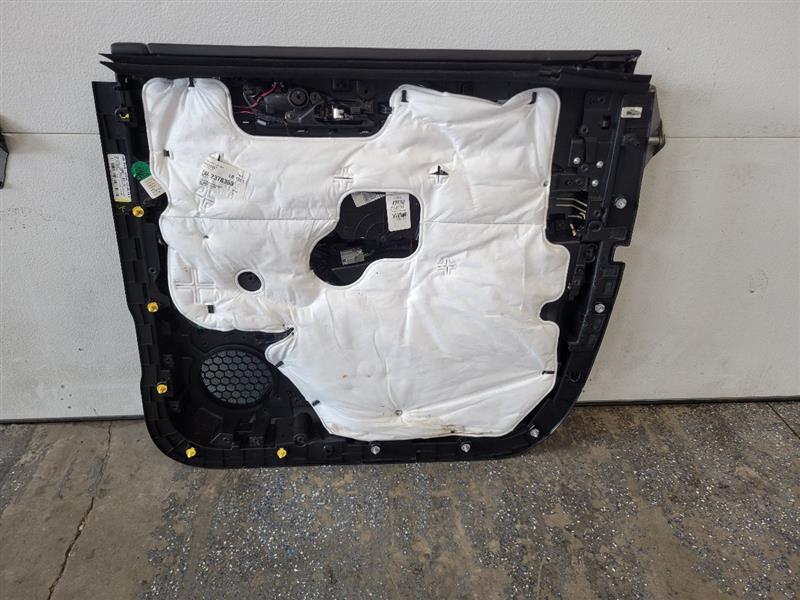 2020 ESCALAESV LH REAR DOOR PANEL W/SUEDE BLACK 24880 - image 8