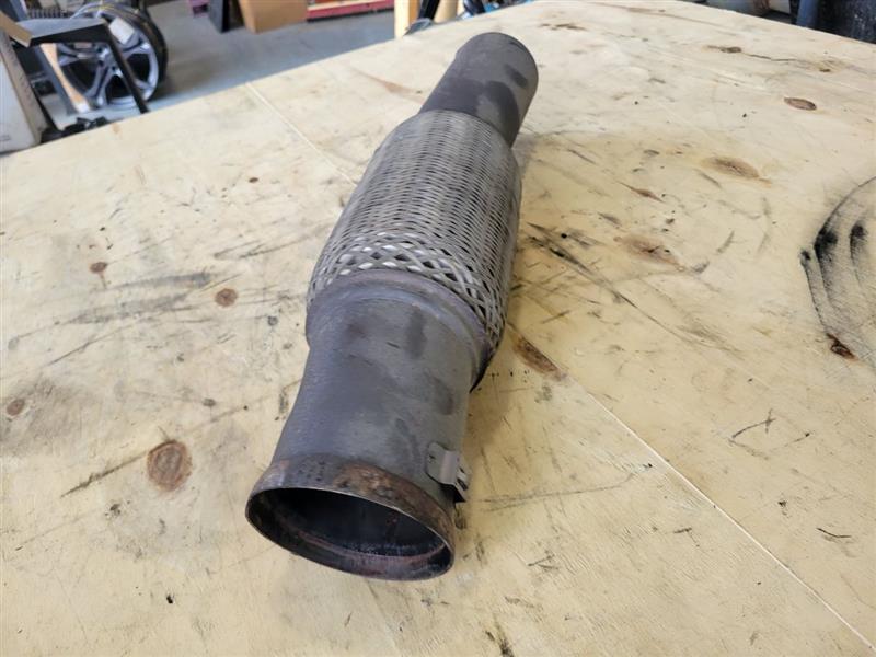 2020 ESCALAESV OEM CATBACK TO Y PIPE FLANGE & FLEX 24902 - image 4