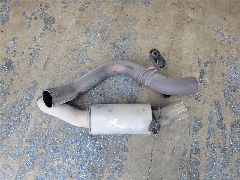 2020 ESCALAESV OEM 6.2L OVER AXLE PIPE & RESONATOR 24903 - image 5