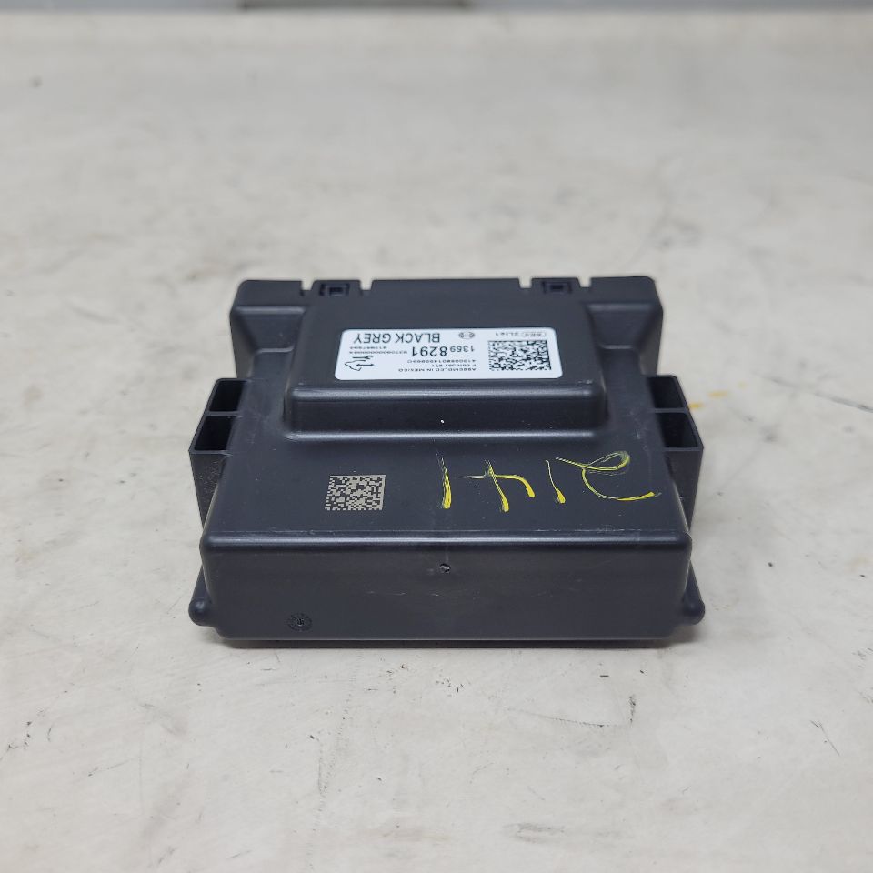 2020 ESCALAESV SERIAL DATA GATEWAY MODULE 13598291 24928 - image 3