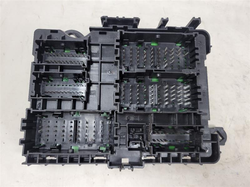 2020 ESCALAESV LH DASH JUNCTION BLOCK FUSE PANEL 24933 - image 2