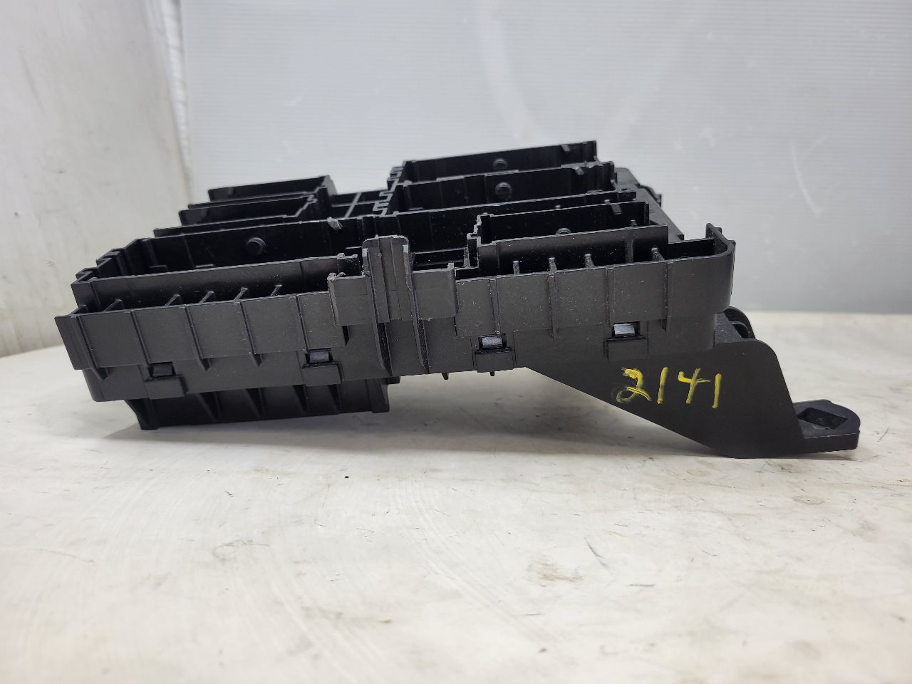 2020 ESCALAESV LH DASH JUNCTION BLOCK FUSE PANEL 24933 - image 3