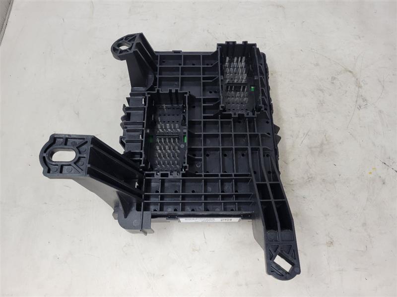 2020 ESCALAESV LH DASH JUNCTION BLOCK FUSE PANEL 24933 - image 6