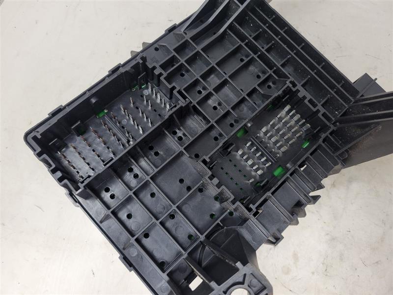 2020 ESCALAESV LH DASH JUNCTION BLOCK FUSE PANEL 24933 - image 10