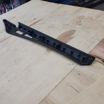 2020 ESCALAESV LH FRONT DOOR PANEL UPPER SUEDE TRIM 24970 - image 10